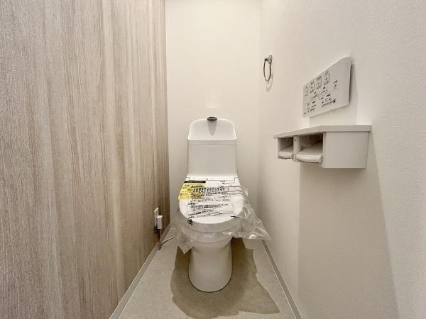 堺市東区野尻町　新築戸建 内観写真（トイレ）