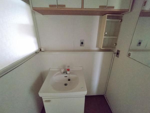 高倉第一コーポA棟 内観写真（洗面台・洗面所）