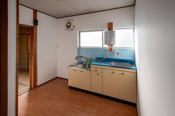 京都市東山区茶屋町　中古戸建 内観写真（キッチン）