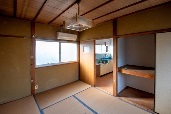 京都市東山区茶屋町　中古戸建 内観写真（リビング以外の居室）