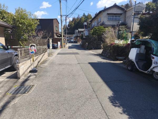 京都市左京区静市市原町　中古戸建 現地写真（前面道路含む現地写真）