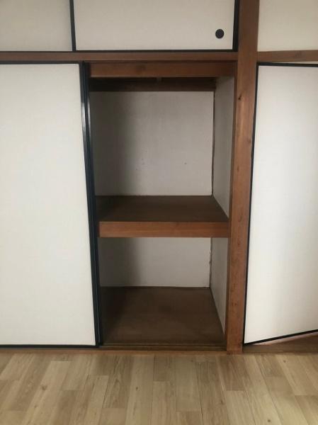 東大阪市上四条町　中古戸建 内観写真（収納）