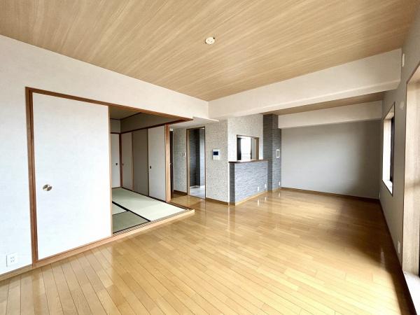 堺柳之町アーバンコンフォート 内観写真（リビング）