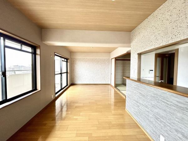 堺柳之町アーバンコンフォート 内観写真（リビング）
