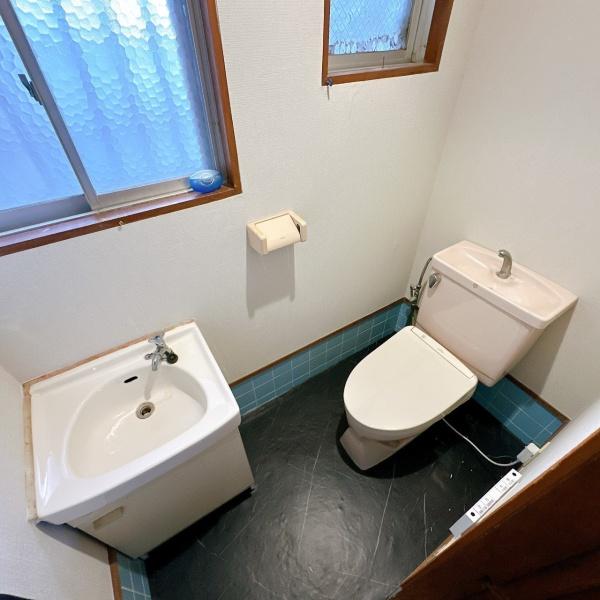 豊能郡能勢町平通　中古戸建 内観写真（トイレ）