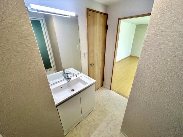 泉北茶山台第1次住宅11号棟 内観写真（洗面台・洗面所）