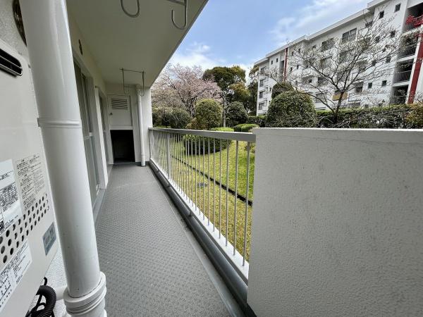 泉北茶山台第1次住宅11号棟 現地写真（バルコニー）