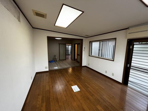 京都市左京区岩倉中在地町　中古テラスハウス 内観写真（リビング以外の居室）