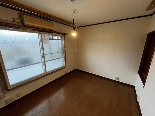 京都市左京区岩倉中在地町　中古テラスハウス 内観写真（リビング以外の居室）