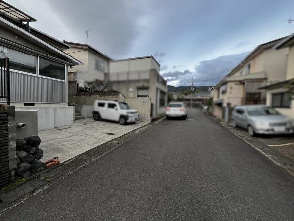 京都市左京区岩倉中在地町　中古テラスハウス 現地写真（前面道路含む現地写真）