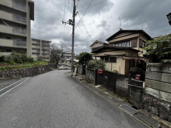 京都市左京区岩倉上蔵町　中古戸建 現地写真（前面道路含む現地写真）