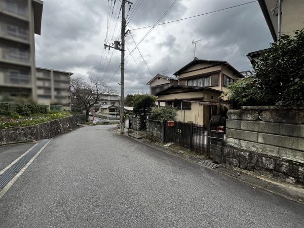 京都市左京区岩倉上蔵町　中古戸建 現地写真（前面道路含む現地写真）