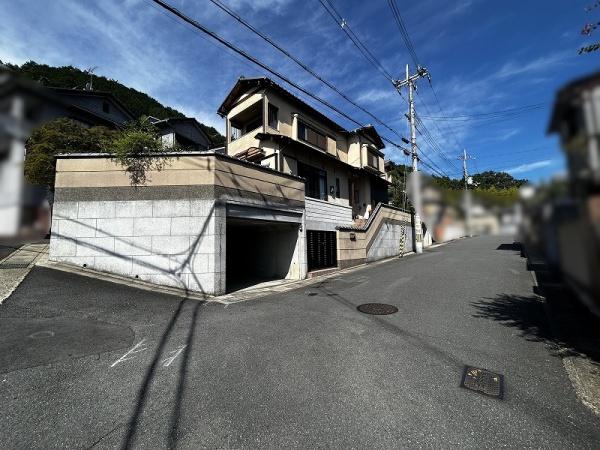 京都市山科区北花山山田町　中古戸建 現地写真（前面道路含む現地写真）