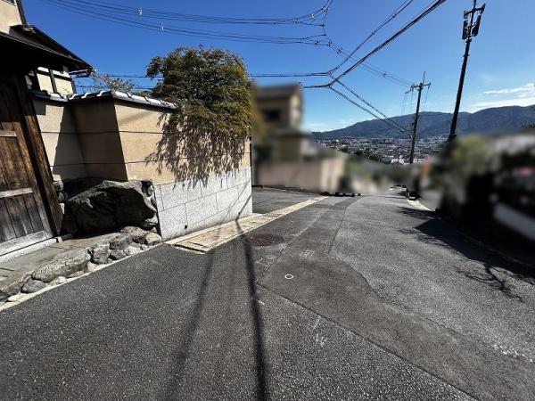 京都市山科区北花山山田町　中古戸建 現地写真（前面道路含む現地写真）