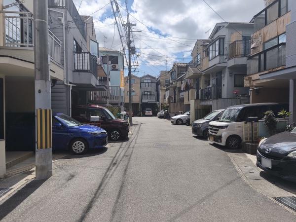 京都市山科区大宅細田町　中古戸建 現地写真（前面道路含む現地写真）