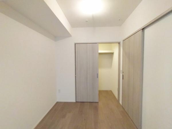 ジオタワー堺筋本町 内観写真（リビング以外の居室）
