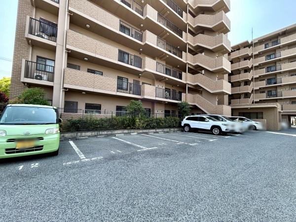 レピア堺湊 共用部写真（駐車場）