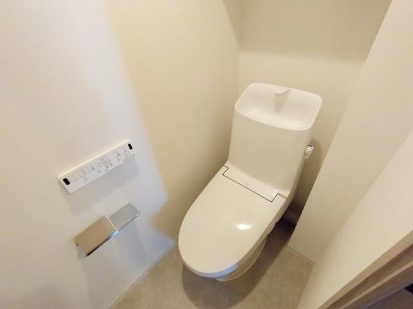 ジオタワー堺筋本町 内観写真（トイレ）