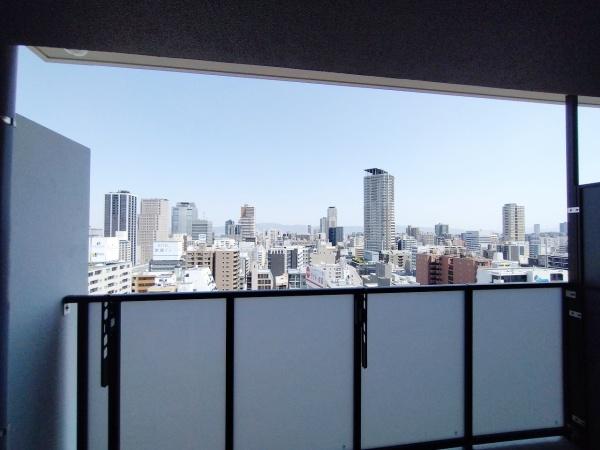 ジオタワー堺筋本町 現地写真（バルコニー）