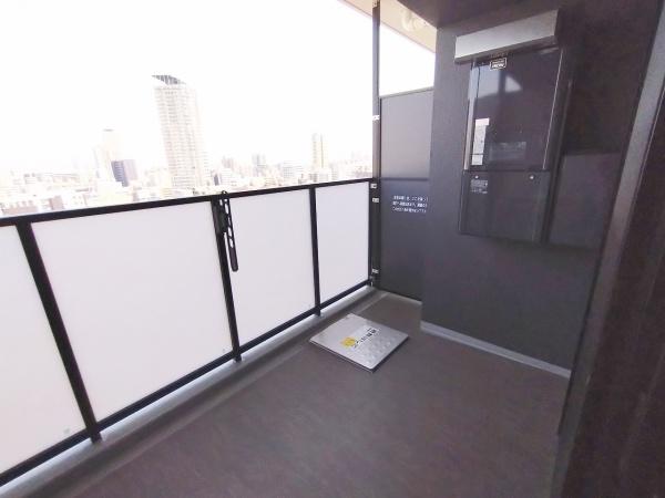 ジオタワー堺筋本町 現地写真（バルコニー）