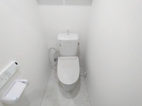 三陽ハイツ都島 内観写真（トイレ）