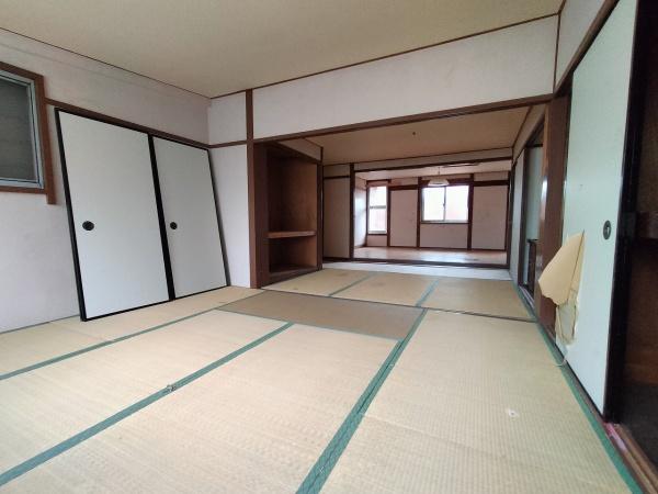 京都市右京区龍安寺西ノ川町　中古テラスハウス 内観写真（リビング以外の居室）