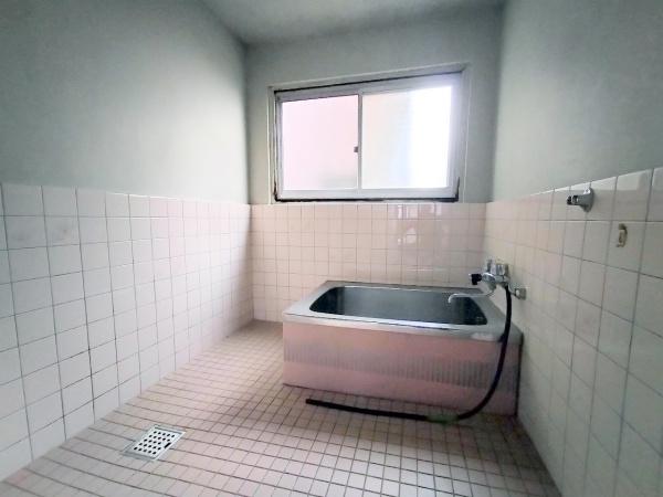 京都市右京区龍安寺西ノ川町　中古テラスハウス 内観写真（浴室）
