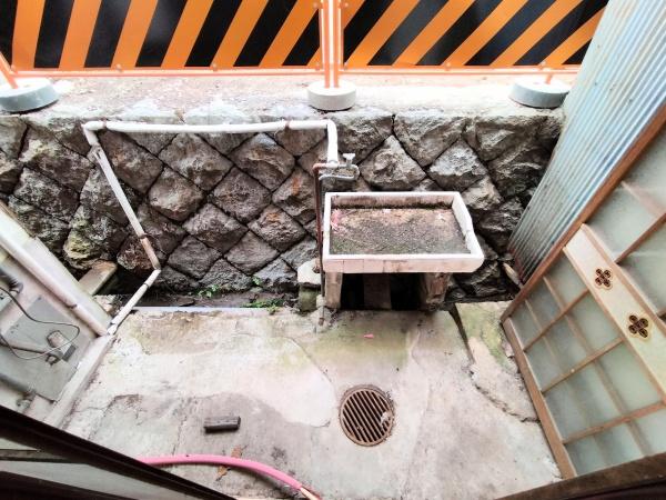 京都市右京区龍安寺西ノ川町　中古テラスハウス 現地写真（庭）