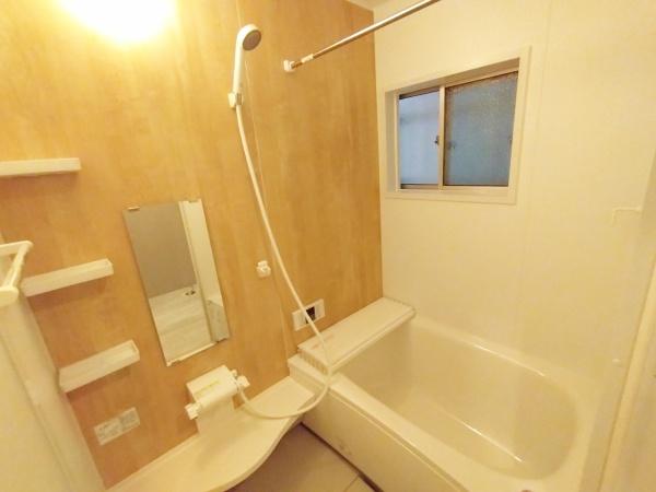 大阪市生野区生野東3丁目　中古戸建 内観写真（浴室）