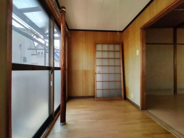 京都市右京区山ノ内宮脇町　中古戸建 内観写真（リビング以外の居室）