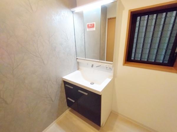 大阪市此花区伝法3丁目　中古戸建 内観写真（洗面台・洗面所）