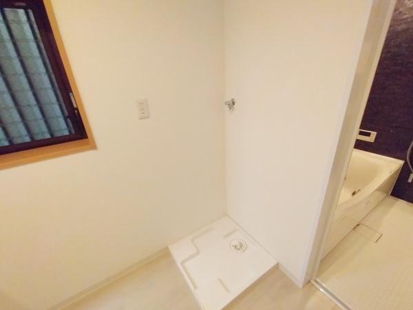 大阪市此花区伝法3丁目　中古戸建 内観写真（洗面台・洗面所）