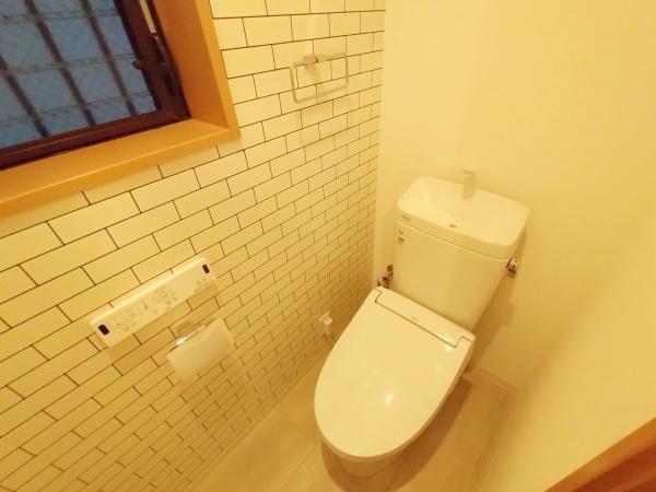 大阪市此花区伝法3丁目　中古戸建 内観写真（トイレ）