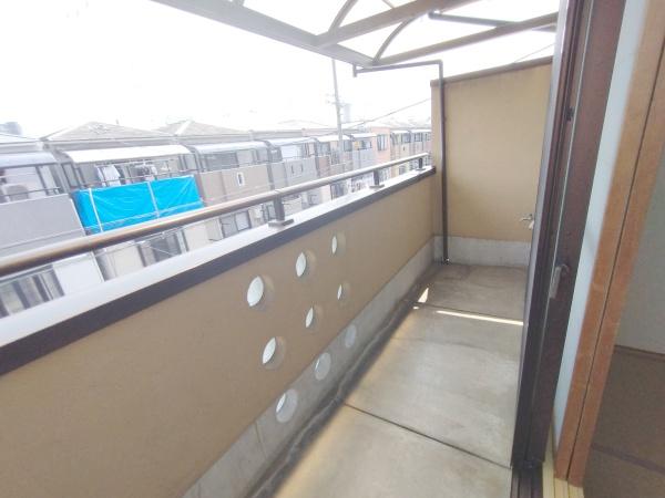 大阪市此花区伝法3丁目　中古戸建 現地写真（バルコニー）