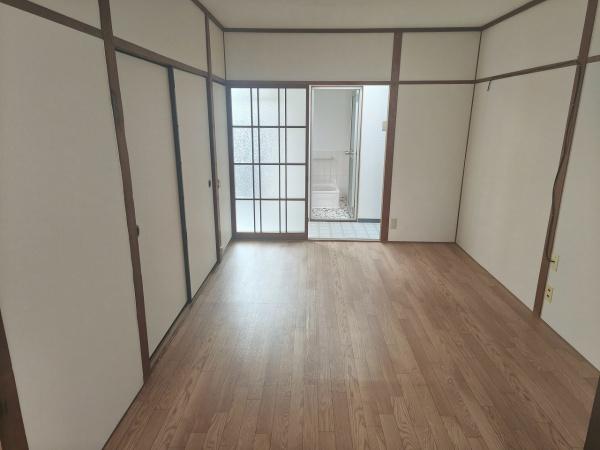京都府京都市山科区西野楳本町 内観写真（リビング以外の居室）
