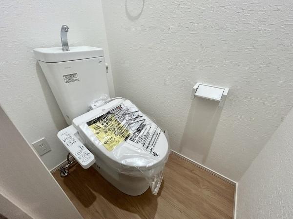 堺市北区長曽根町1号棟　新築戸建 内観写真（トイレ）