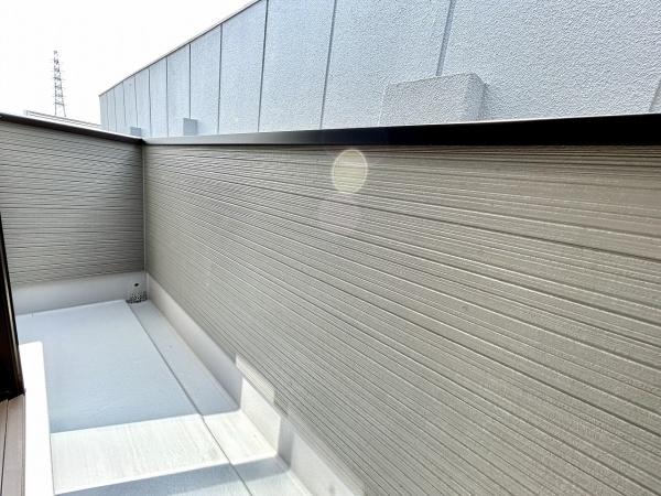 堺市北区長曽根町2号棟　新築戸建 現地写真（バルコニー）