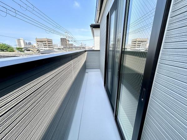 堺市北区長曽根町2号棟　新築戸建 現地写真（バルコニー）