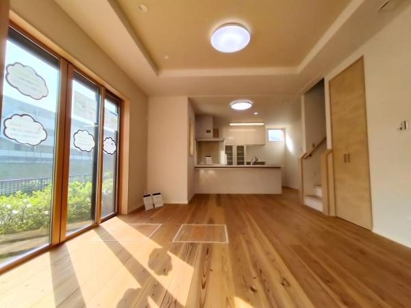 京都市左京区静市市原町　7号地　中古戸建 内観写真（リビング）