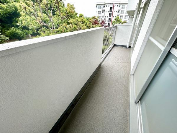 泉北茶山台第一次住宅九号棟 現地写真（バルコニー）