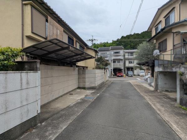 京都市右京区鳴滝松本町　中古戸建 現地写真（前面道路含む現地写真）