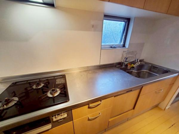 大阪市西成区松3丁目　中古戸建 内観写真（キッチン）