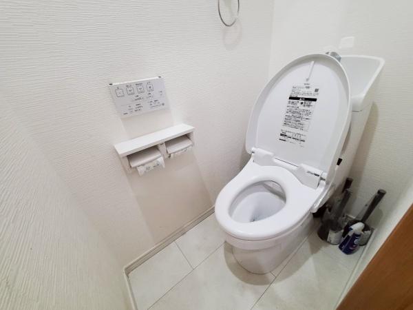 大阪市西成区松3丁目　中古戸建 内観写真（トイレ）