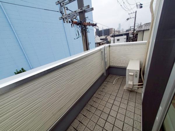 大阪市西成区松3丁目　中古戸建 現地写真（バルコニー）