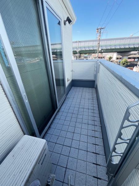 大阪市西成区松3丁目　中古戸建 現地写真（バルコニー）