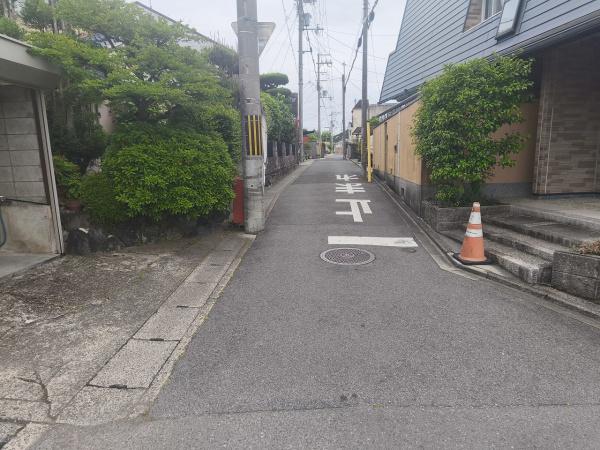 京都市北区上賀茂中ノ坂町　中古戸建 現地写真（前面道路含む現地写真）
