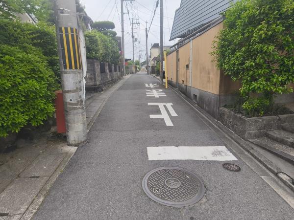 京都市北区上賀茂中ノ坂町　中古戸建 現地写真（前面道路含む現地写真）