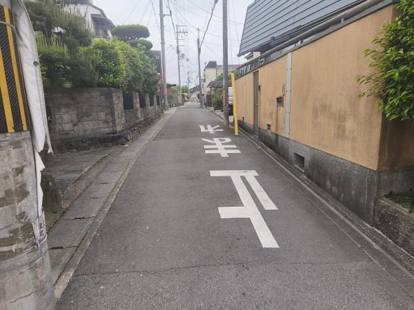 京都市北区上賀茂中ノ坂町　中古戸建 現地写真（前面道路含む現地写真）