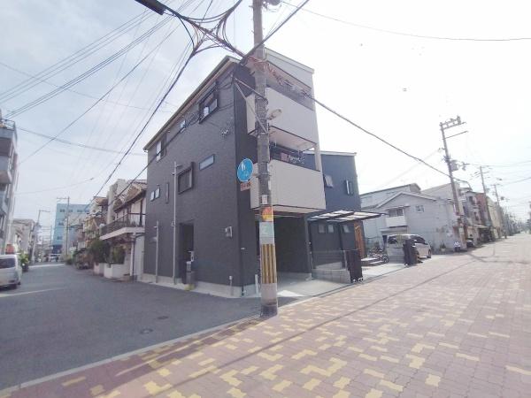 大阪市大正区南恩加島3丁目　中古戸建 現地写真（前面道路含む現地写真）