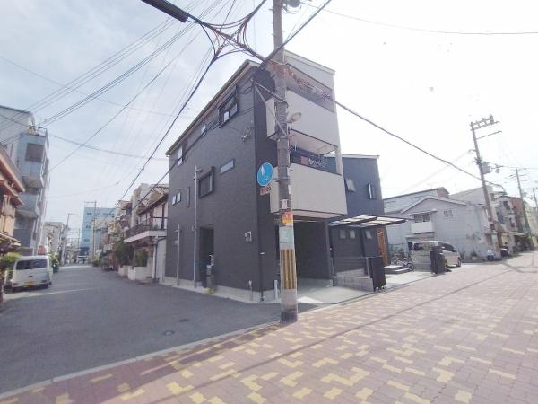 大阪市大正区南恩加島3丁目　中古戸建 現地写真（前面道路含む現地写真）